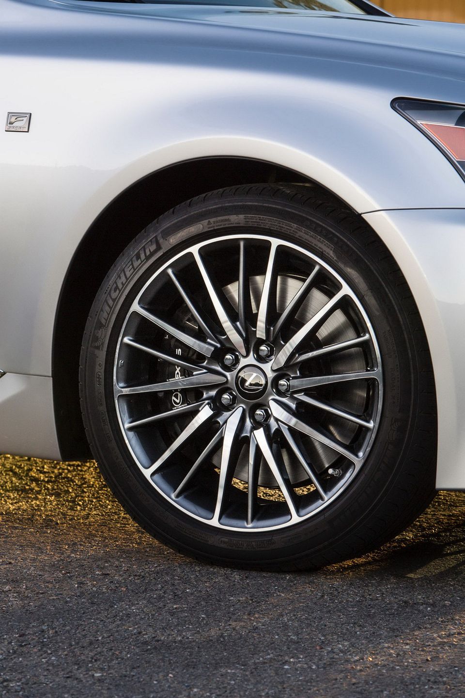 Lexus LS460, LS460 F-Sport oraz LS600h L [galeria] 35