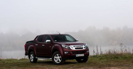 Isuzu D-Max DC LSX MT [test]