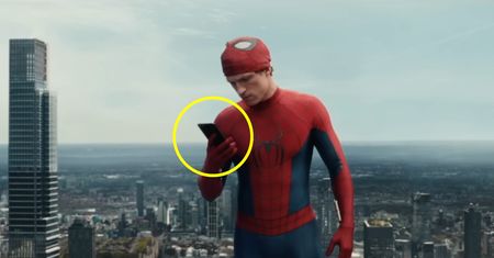 Nowy smartfon Spider-Mana rozgrzał internet. Peter Parker porzucił ulubioną markę