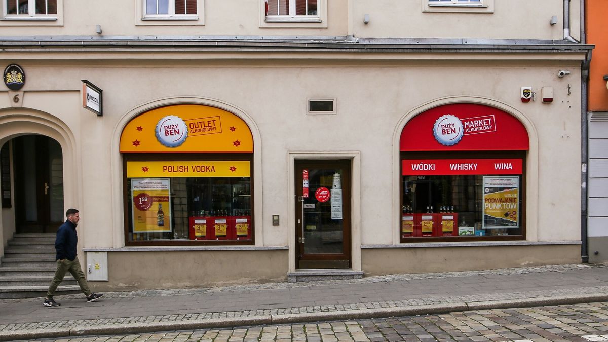 Zakaz handlu w niedziele. Sklep Duży Ben