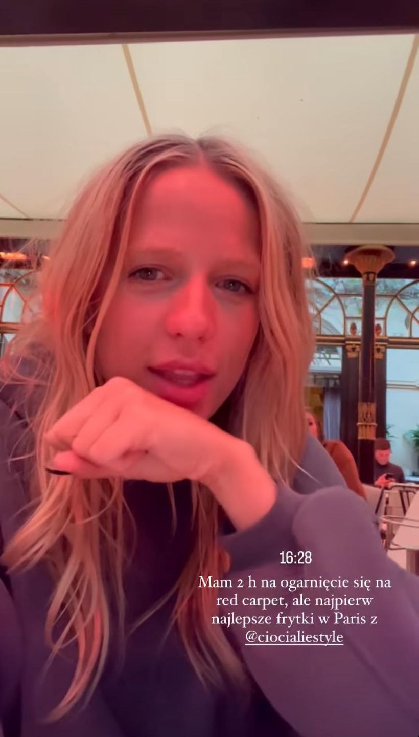 Jessica Mercedes na premierze "Emily w Paryżu"
