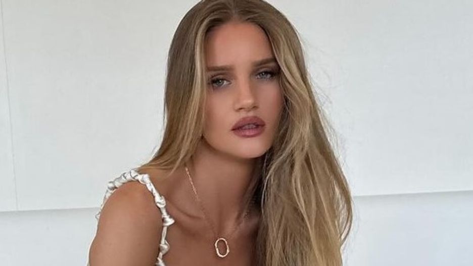 Rosie Huntington Whiteley pokazała kulisy sesji zdjęciowej 