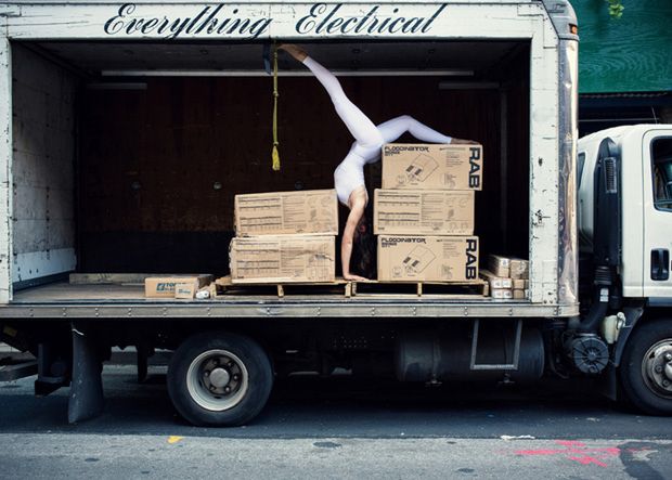 Anja Humljan, aparat fotograficzny i miejska joga 3