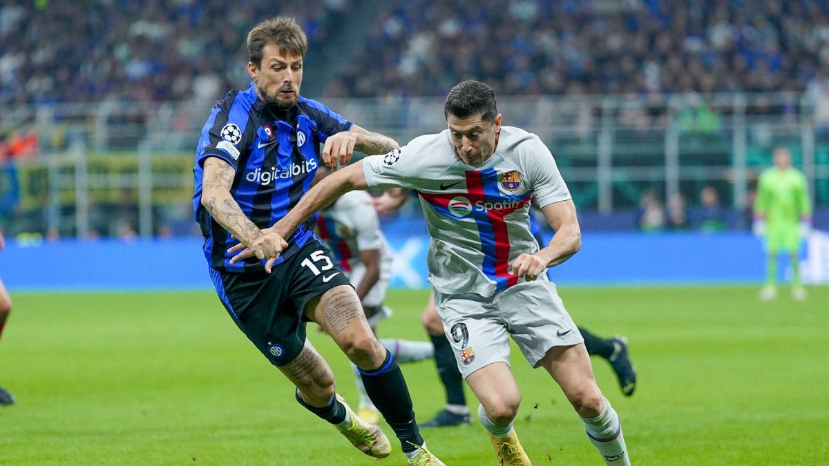 Pojedynek Francesco Acerbego z Robertem Lewandowskim