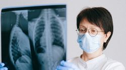 Tlen inhalacyjny - charakterystyka, bezpieczeństwo, opinia pulmonologa