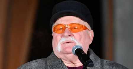 Lech Wałęsa zakażony. "Nie czuję własnego ciała"