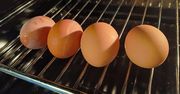 Wstaw jajka do piekarnika i zostaw na 13 minut. Będziesz zachwycony