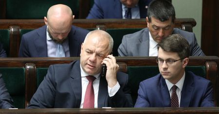 Rzecznik rządu krytykuje UE: pakiet klimatyczny uderzy po kieszeni przeciętnego obywatela