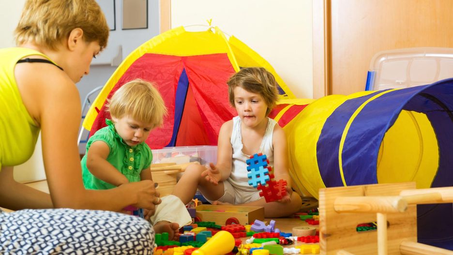 Znalezienie dobrej niani nie jest proste, gdyż opieka nad dziećmi to odpowiedzialne zajęcie