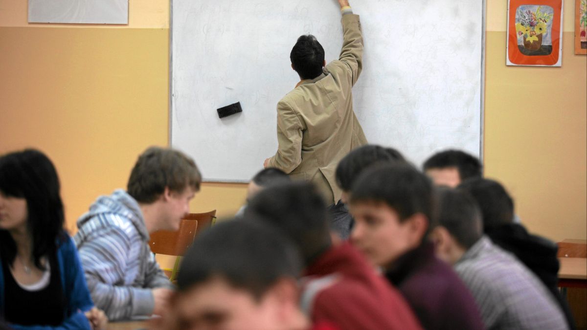 Nauczyciele wybierają lepiej płatne zawody