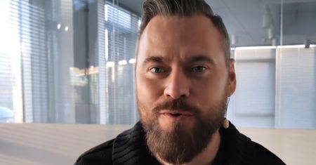 Sponsor kanału już znany. Stanowski pęka z dumy i mówi o pieniądzach