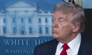 Trump ingeruje w politykę firm. "Postępuje jak dyrektor wykonawczy USA"