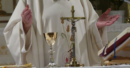 Szokujące pytania księdza. Tak wyglądał rozwód kościelny