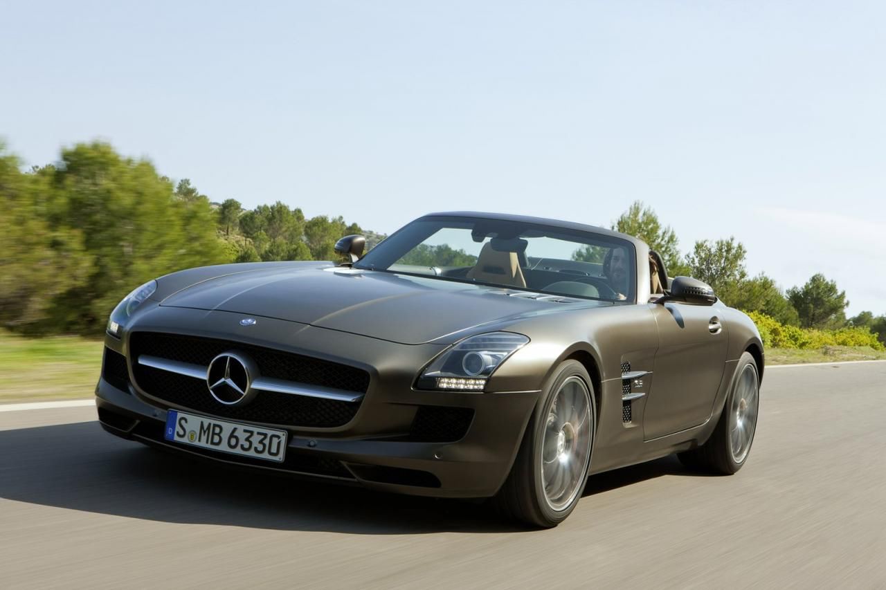 Mercedes SLS AMG Roadster