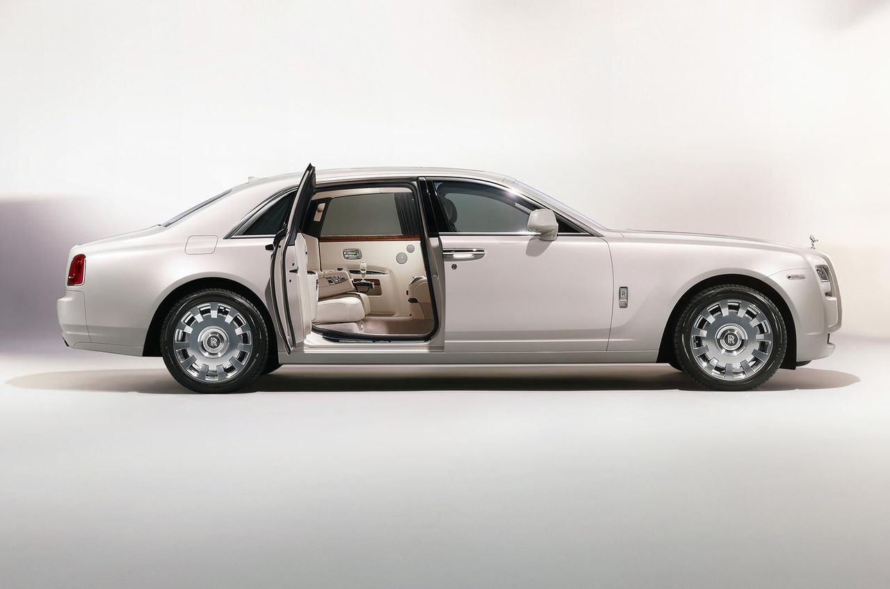 Rolls-Royce Ghost Six Senses