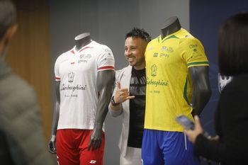 Ronaldinho Show na Stadionie Śląskim. Organizatorzy: sprzedaliśmy już 53 tysiące biletów