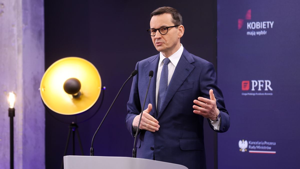 Warszawa, 15.05.2023. Premier Mateusz Morawiecki podczas konferencji "Kobiety mają wybór", 15 bm. w Warszawie, realizowanej w ramach projektu społecznego Fundacji Polskiego Funduszu Rozwoju. (mr) PAP/Rafał Guz