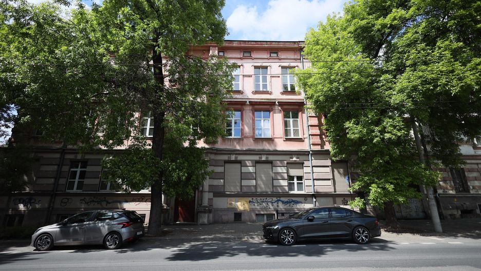 123-letnia kamienica przy ul. Lubartowskiej idzie na sprzedaż. Chętni muszą zapłacić miliony