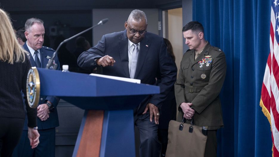 Lloyd Austin przewieziony do szpitala