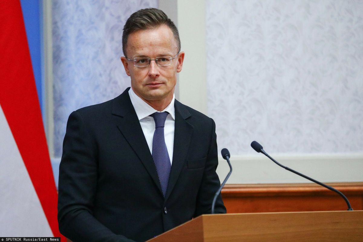 Szef węgierskiej dyplomacji: Nie zawetujemy sankcji przeciw Rosji
