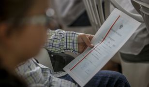 Płacą dzieciom za oceny. Polacy zdradzili kwoty
