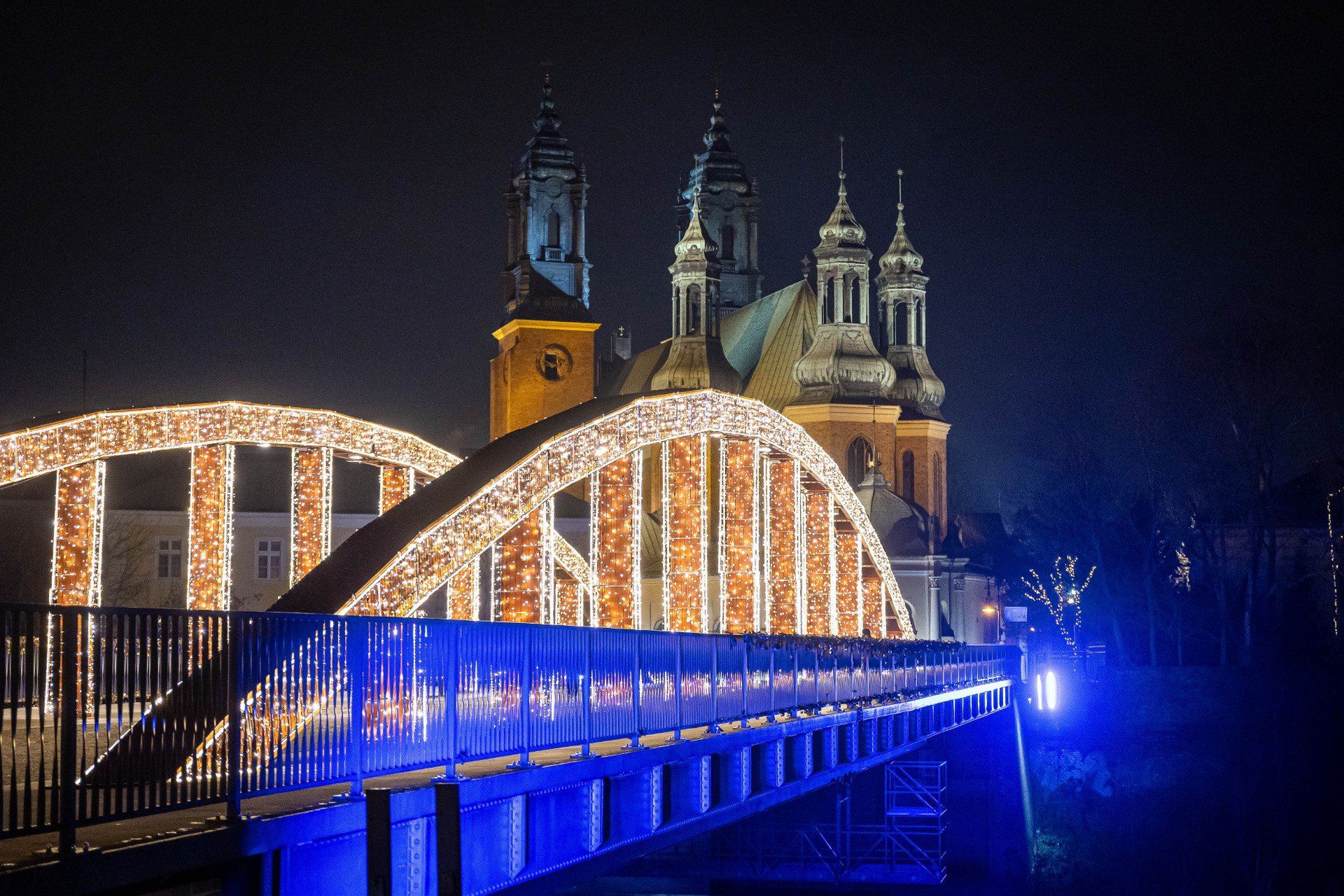 Świąteczne iluminacje na Ostrowie Tumskim już działają!