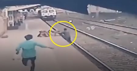 Zero marginesu na błąd. Nagranie z Bombaju obiegło świat