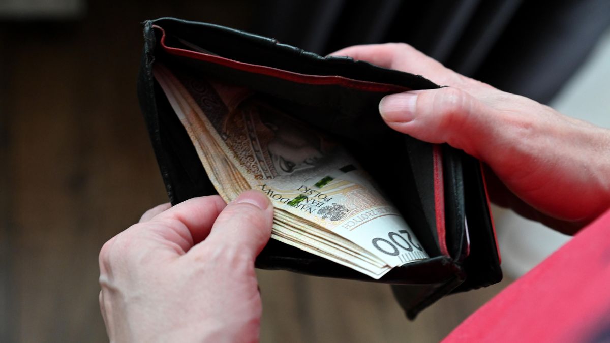 banknoty
Marcin Bielecki
banknot, banknoty, ekonomia, finanse, ilustracja, inflacja, pieni�dze, podwy�ka st�p procentowych, portfel, stopy procentowe, wzrost, bud�et