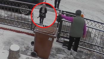 Awantura przy płocie. Poszło o śnieg. Nagranie z monitoringu