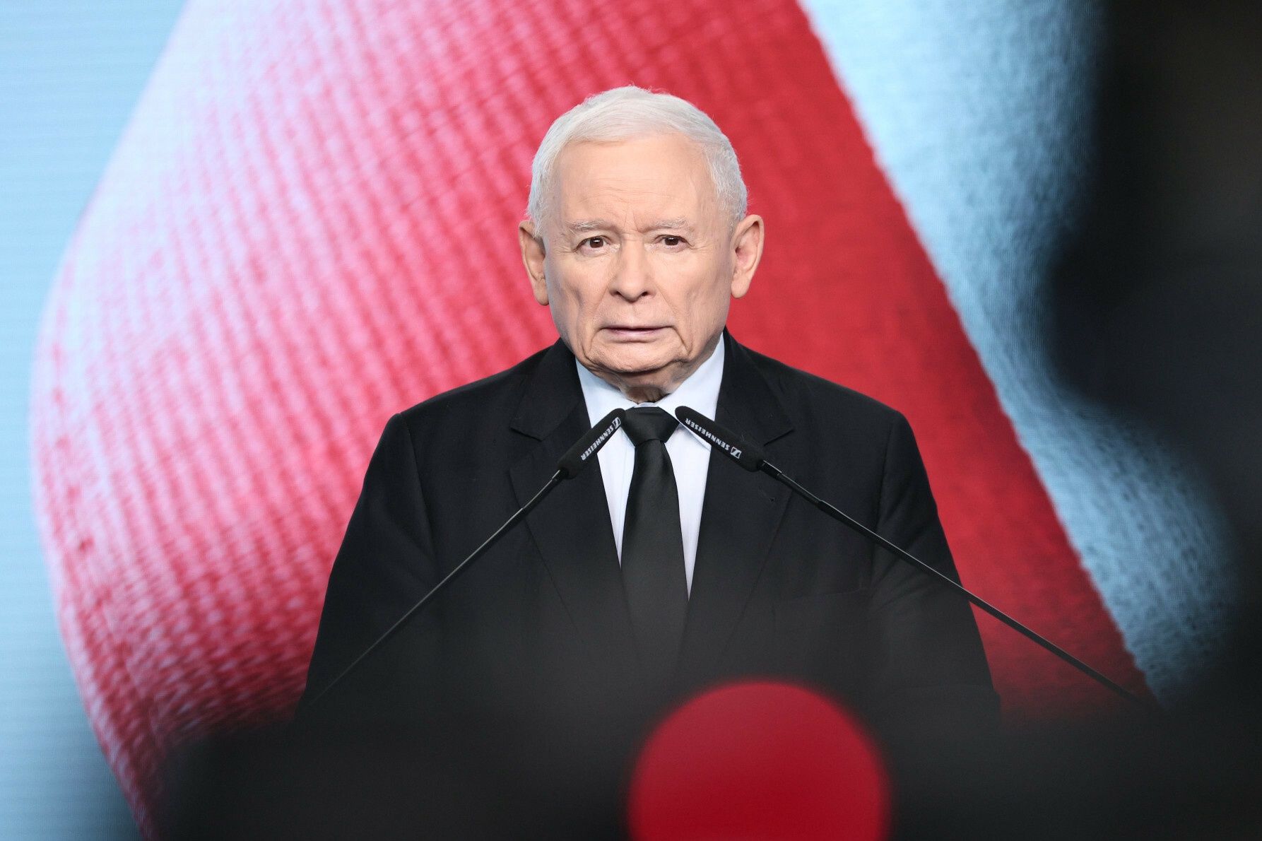Rosyjska rakieta w Polsce: Kaczyński ostrzega przed zagrożeniem