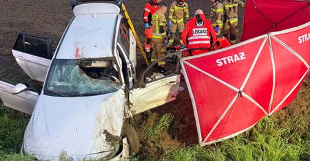 Koszmar na drodze. 20-latek jechał BMW. Wstrząsające, co go spotkało