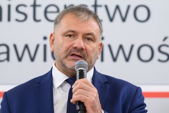 Waldemar Żurek reaguje na aferę ws. CPK. "Sprawdzimy to do spodu"