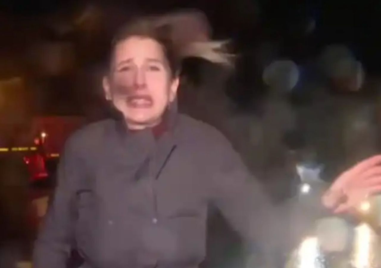 Russian reporter battling hurricane becomes unexpected internet sensation