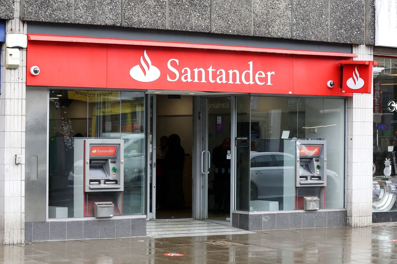 Dziwna wiadomość od znajomego? Santander ostrzega