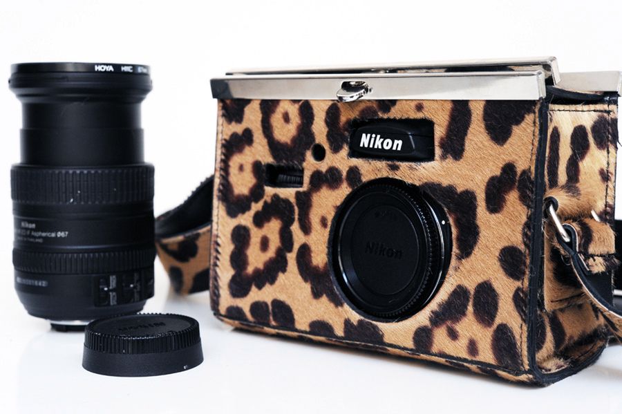 Nikon D90 w opakowaniu w panterkę - dla koneserów 2