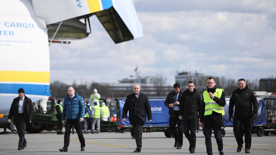 Koronawirus w Polsce. Antonov 225 "Mrija" w Warszawie