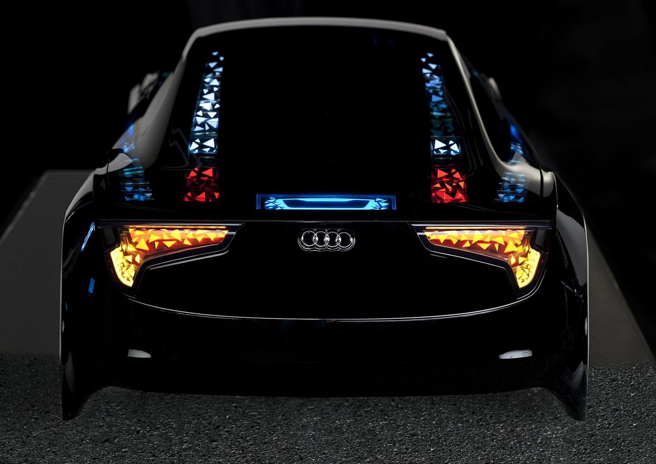Prototyp Audi ukazujący jak może zmienić się rola świateł w nadwoziu samochodu