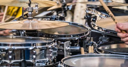 Zespół Szkół Muzycznych zaprasza na 5 „Muzyczną podróż”