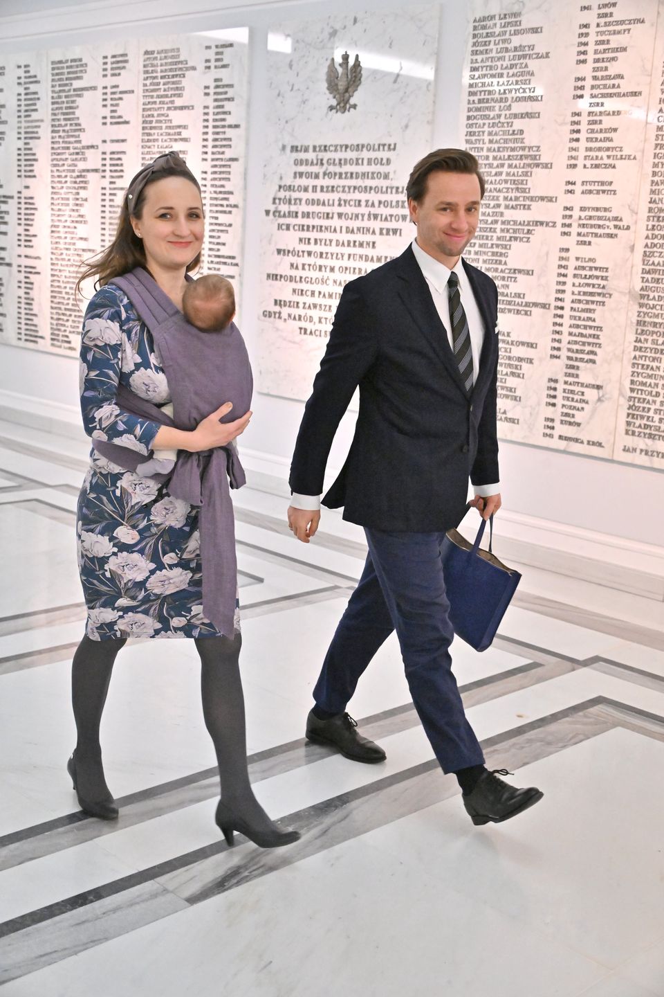 Krzysztof i Karina Bosakowie z córką
