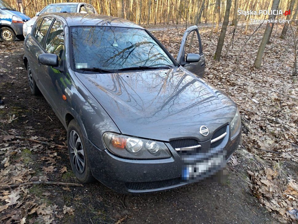 Radzionków. Kierowca nissana został schwytany po pościgu.