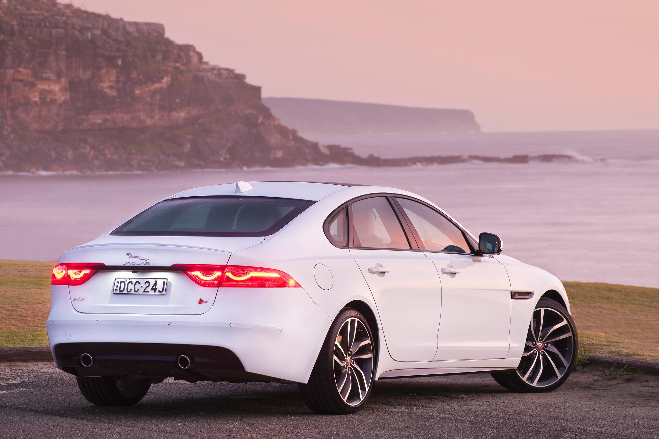 Jaguar XF 6
