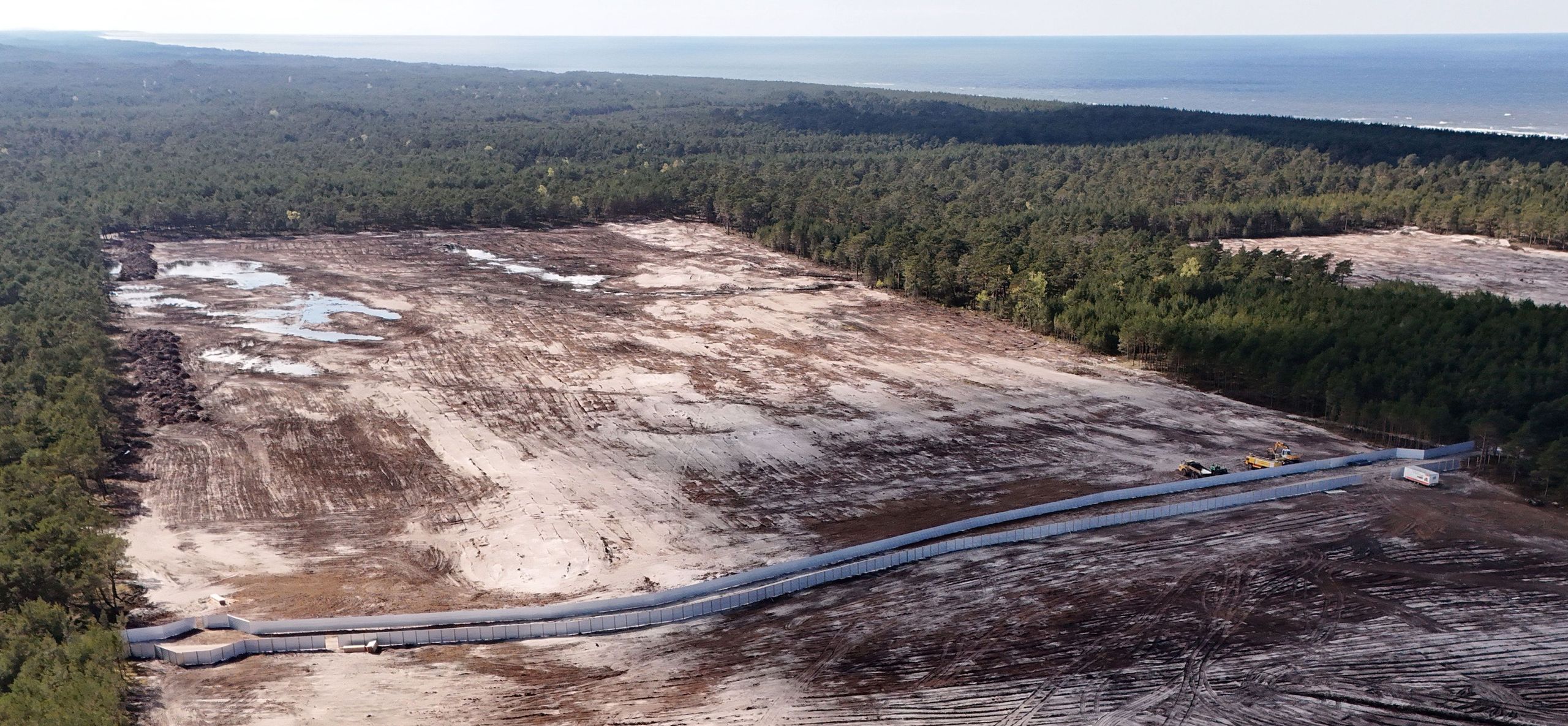 Wykarczowany las pod budowę elektrowni jądrowej w gminie Choczewo