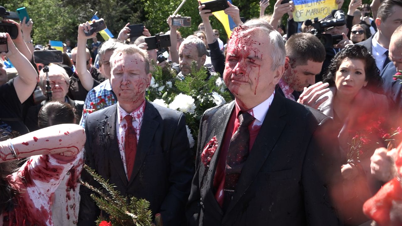"Powinien się dostosować". Premier o ambasadorze Rosji