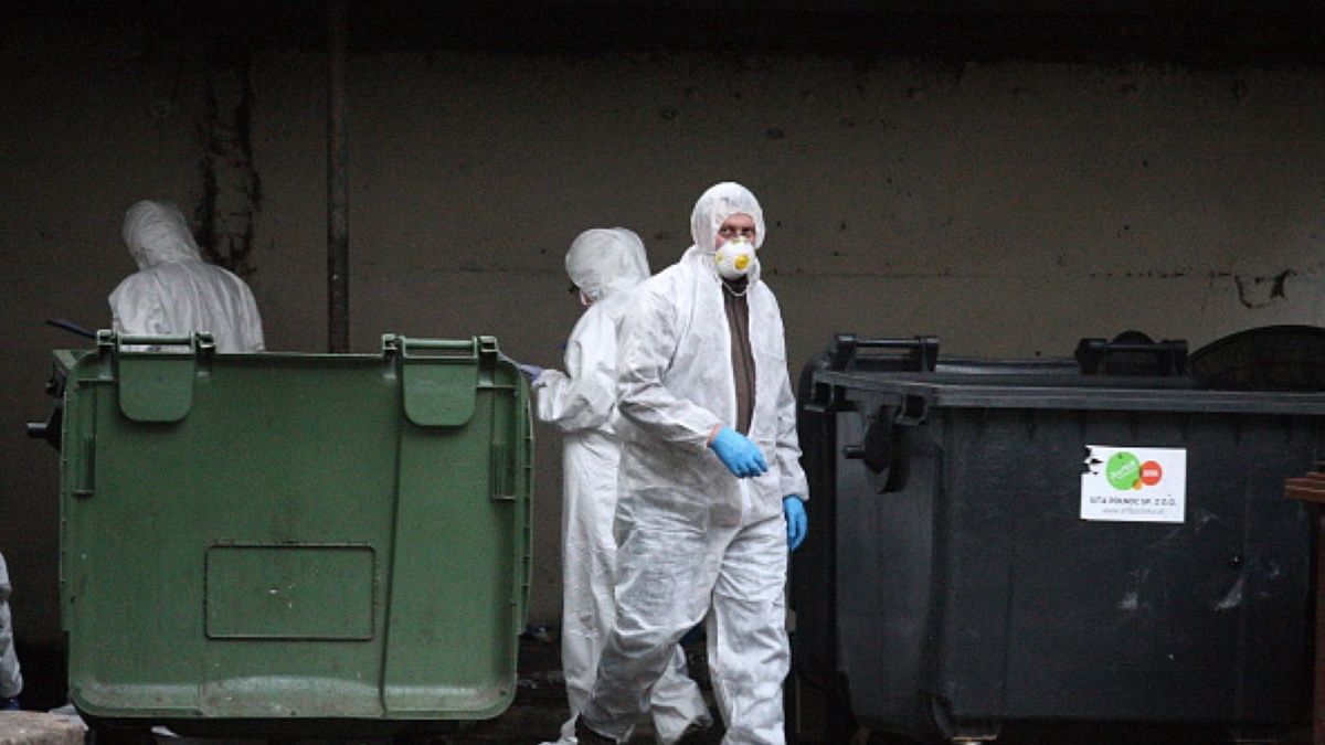 Zwłoki Weroniki K. zostały znalezione przez jej sąsiadów. 49-latka została wypchnięta przez okno mieszkania w bloku (zdjęcie ilustracyjne) 