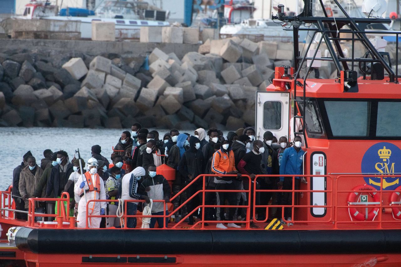 Tzw. pakt migracyjny zawiera m.in. system "obowiązkowej solidarności". 