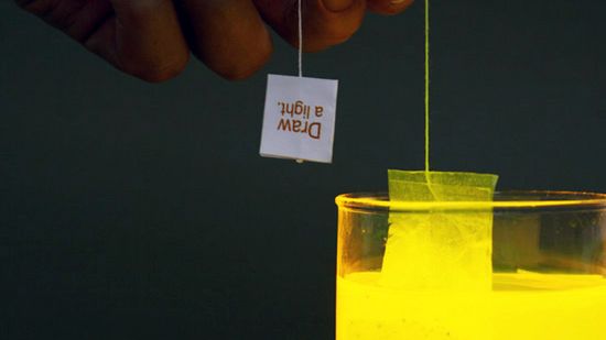 Światło w szklance herbaty 1