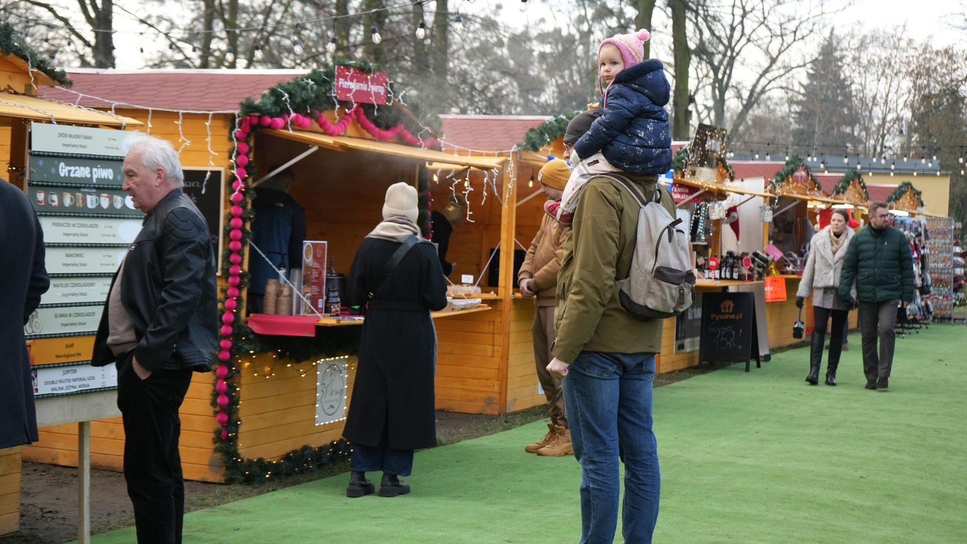 Jarmark Bożonarodzeniowy Kraina Koni otwarty!