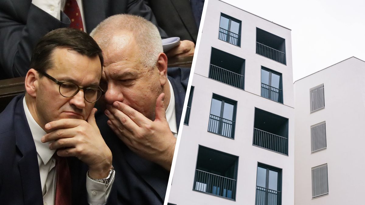 Na zdjęciu po lewej stronie Mateusz Morawiecki i Jacek Sasin, po prawej stronie blok