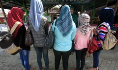 Radykalny krok Austrii. Nowy zakaz uderza w muzułmańskie uczennice