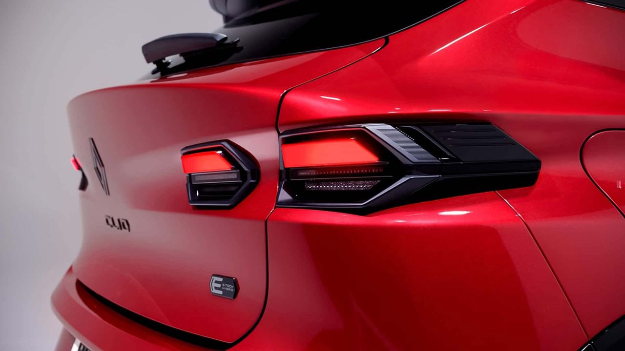 Są zdjęcia nowego Clio. Renault nie utrzymało tajemnicy